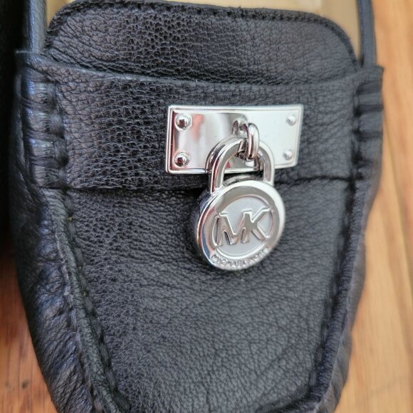 Michael Kors 8M Black Leather Loafers With Silver MK Logo Accent - Picture 7 of 11